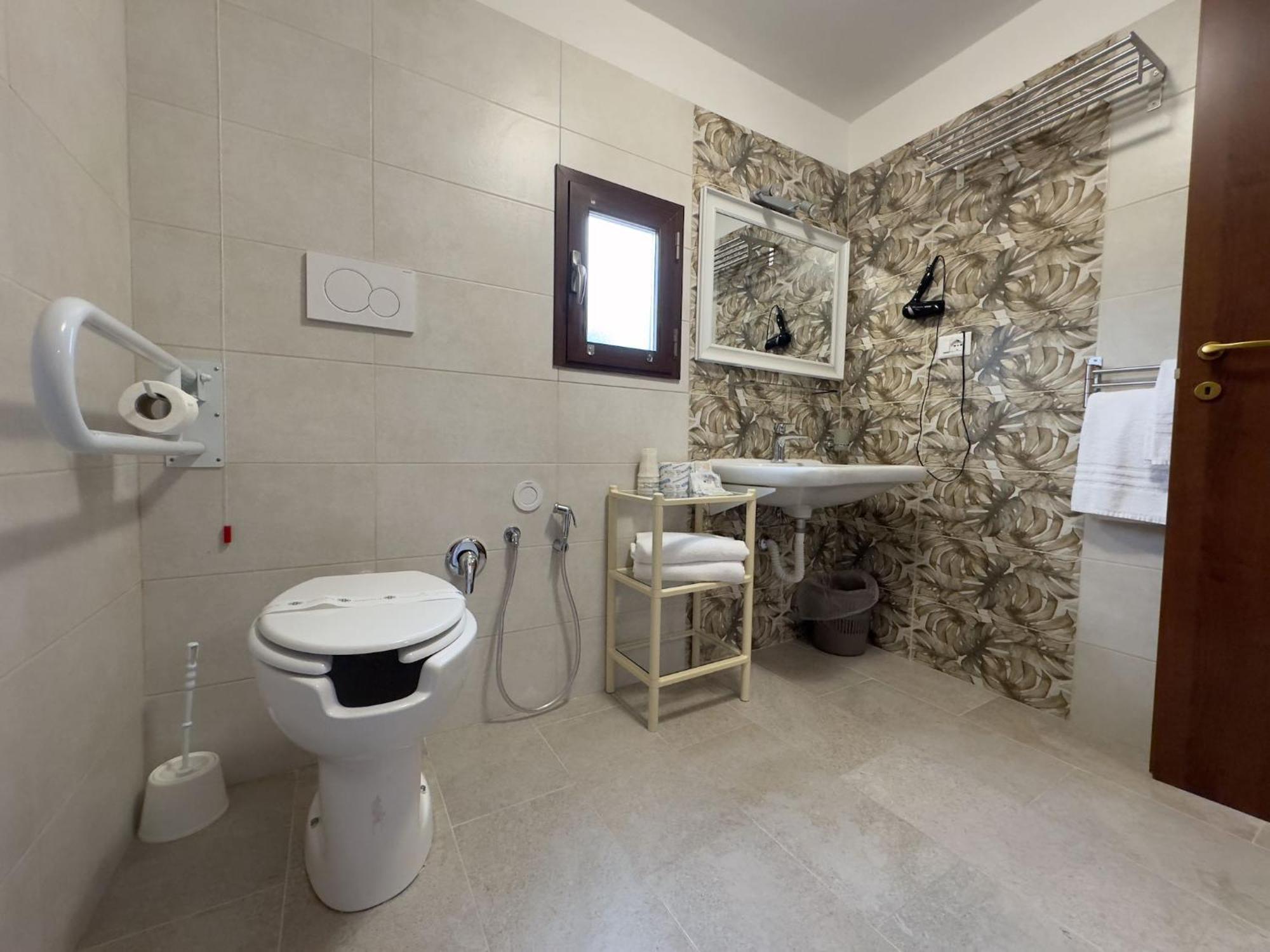Hotel Villa Robinia Genzano di Roma Luaran gambar